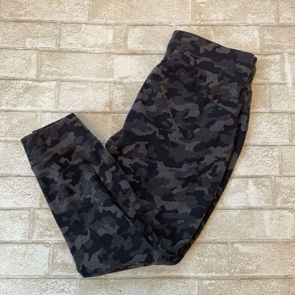 Lululemon ready to rulu camo joggers - Picture 2 of 8